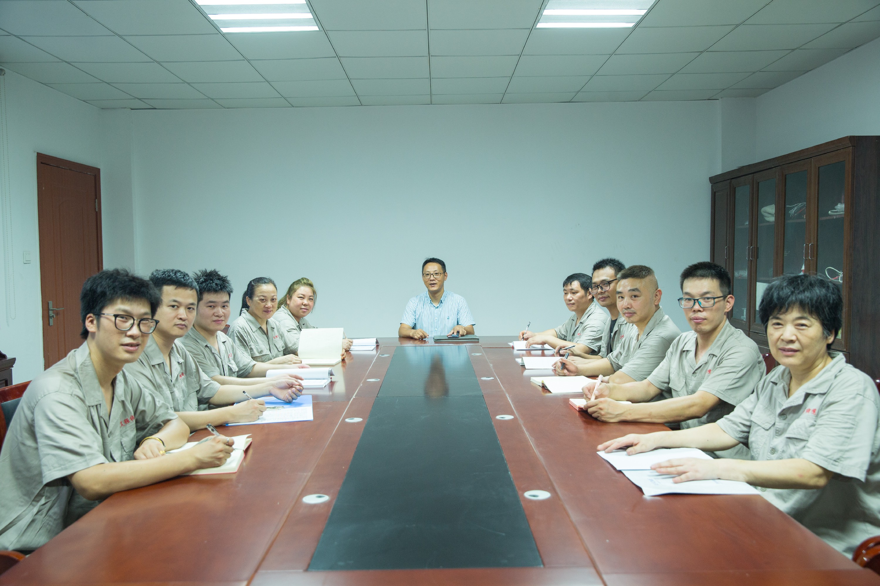 昊強生產(chǎn)主干人員2M8A0953.jpg
